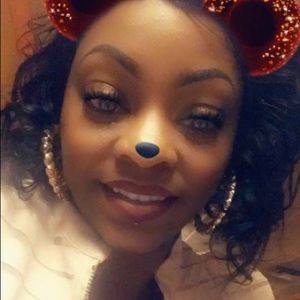 Meet your Posher, Sylvia